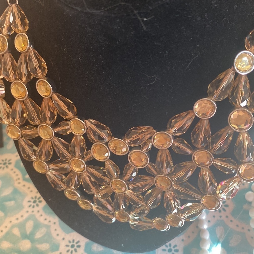 Statement Necklace - Picture 7 of 11